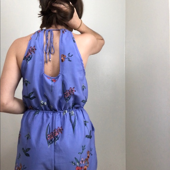 SOLD🛒 FLORAL ROMPER - Picture 3 of 4